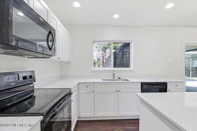 1250 SPRING CREEK Court, Jacksonville, FL 32218