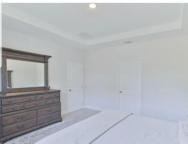 951 SARETA Street SE, Palm Bay, FL 32909