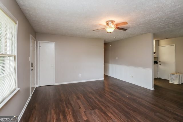 925 Virginia Court SE, Conyers, GA 30094