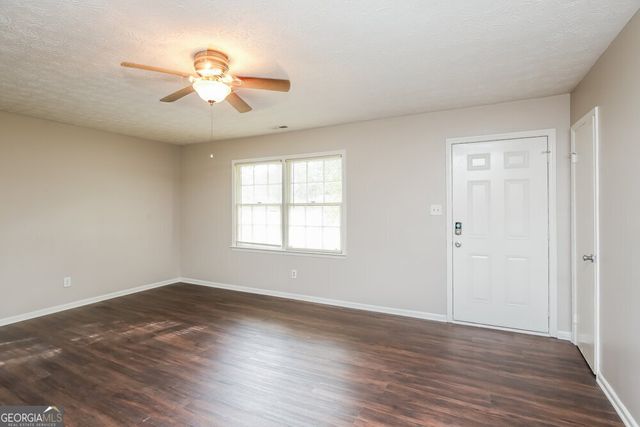 925 Virginia Court SE, Conyers, GA 30094