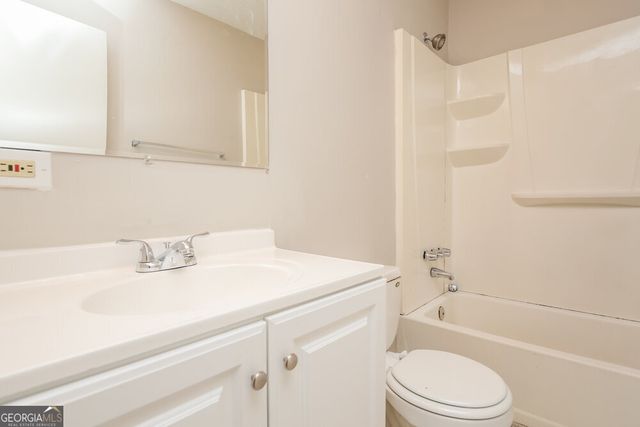 925 Virginia Court SE, Conyers, GA 30094