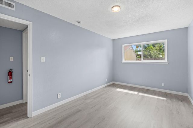 244 Sepulveda Dr, Stockton, CA 95210