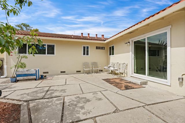 244 Sepulveda Dr, Stockton, CA 95210
