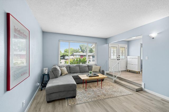 244 Sepulveda Dr, Stockton, CA 95210