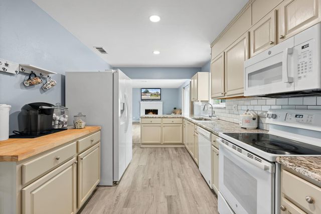 244 Sepulveda Dr, Stockton, CA 95210