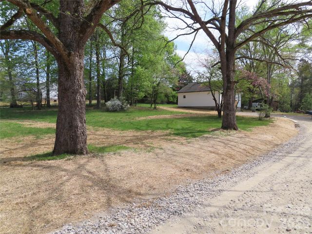 3095 Hillcrest Road, York, SC 29745