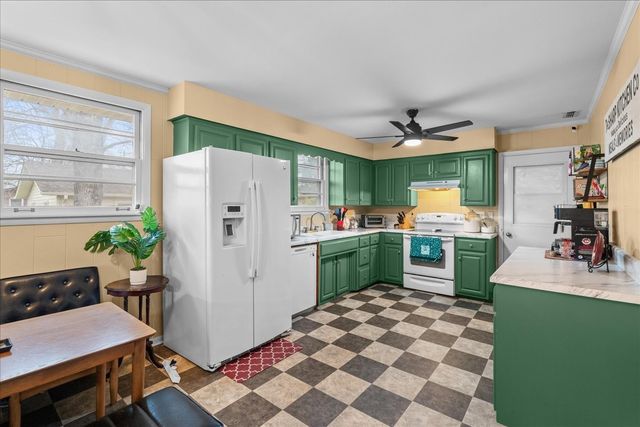 1002 W Northfield Blvd, Murfreesboro, TN 37129