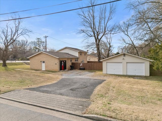 1002 W Northfield Blvd, Murfreesboro, TN 37129