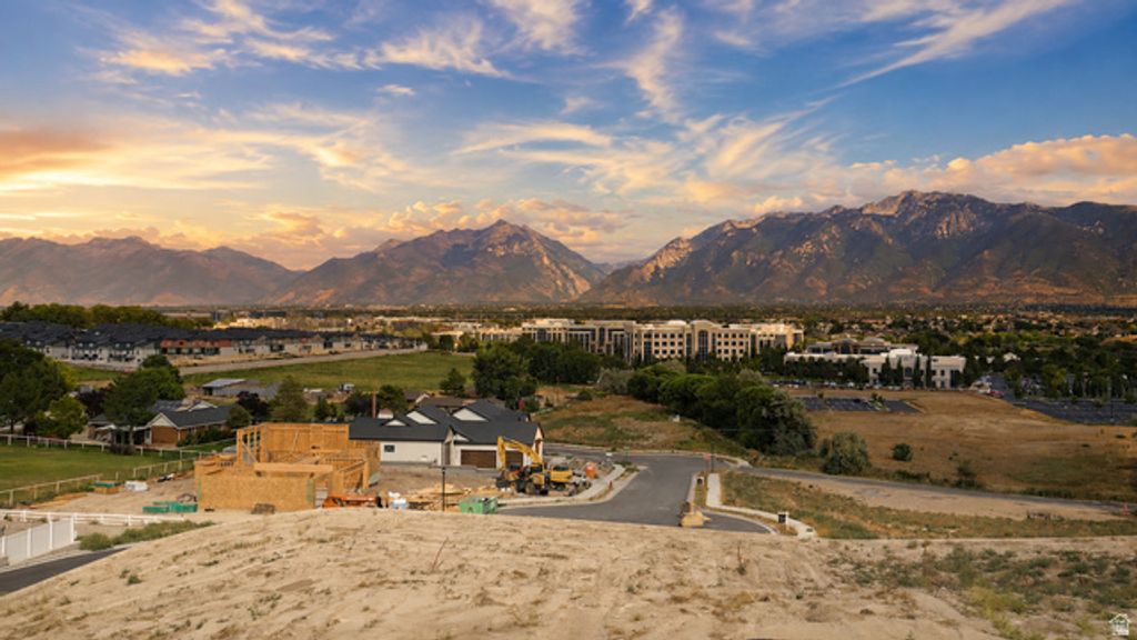 1096 W KINGS LANDING CT # 2, South Jordan, UT 84095 — exterior