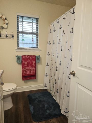 5935 Makenna Dr, Pensacola, FL 32526