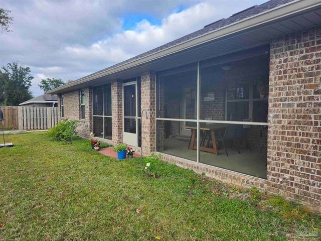 5935 Makenna Dr, Pensacola, FL 32526