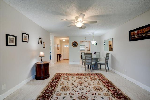 100 Leisure Lake Circle 109, Boynton Beach, FL 33426