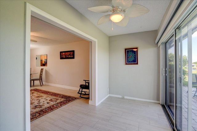 100 Leisure Lake Circle 109, Boynton Beach, FL 33426