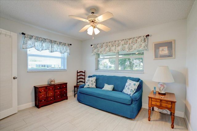 100 Leisure Lake Circle 109, Boynton Beach, FL 33426