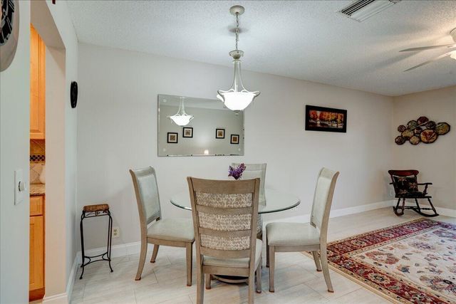 100 Leisure Lake Circle 109, Boynton Beach, FL 33426