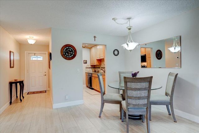 100 Leisure Lake Circle 109, Boynton Beach, FL 33426