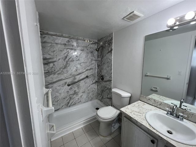 920 NE 169th Street 504, North Miami Beach, FL 33162
