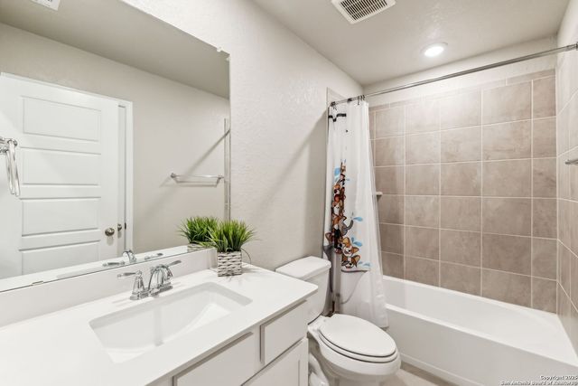 320 Shelton Pass, Cibolo, TX 78108