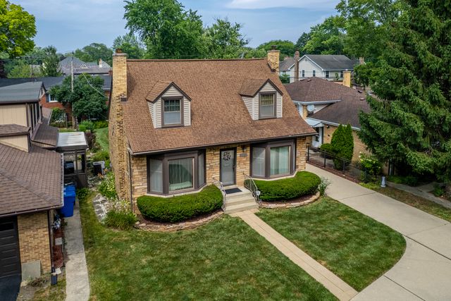 6631 N Caldwell Avenue, Chicago, IL 60646