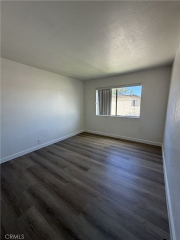 7911 Glencoe Dr 4, Huntington Beach, CA 92647