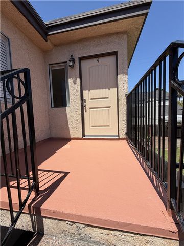7911 Glencoe Dr 4, Huntington Beach, CA 92647