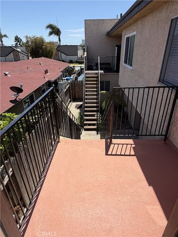 7911 Glencoe Dr 4, Huntington Beach, CA 92647