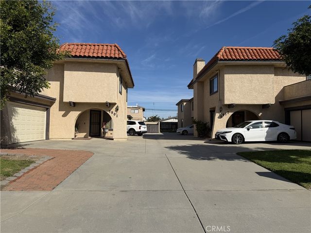 7911 Glencoe Dr 4, Huntington Beach, CA 92647