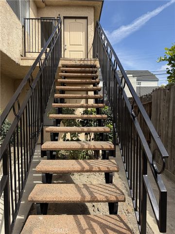 7911 Glencoe Dr 4, Huntington Beach, CA 92647