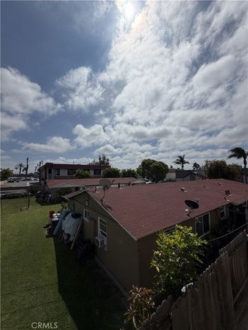 7911 Glencoe Dr 4, Huntington Beach, CA 92647