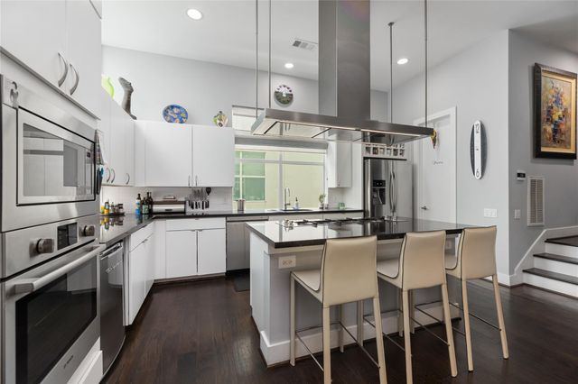 1229 W 17th Street, Houston, TX 77008