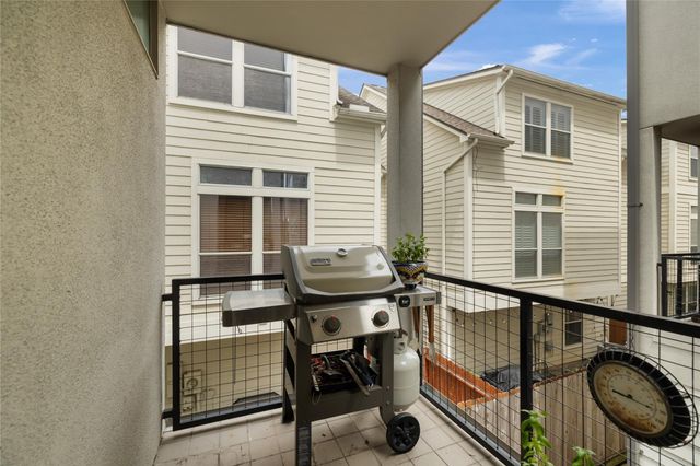 1229 W 17th Street, Houston, TX 77008