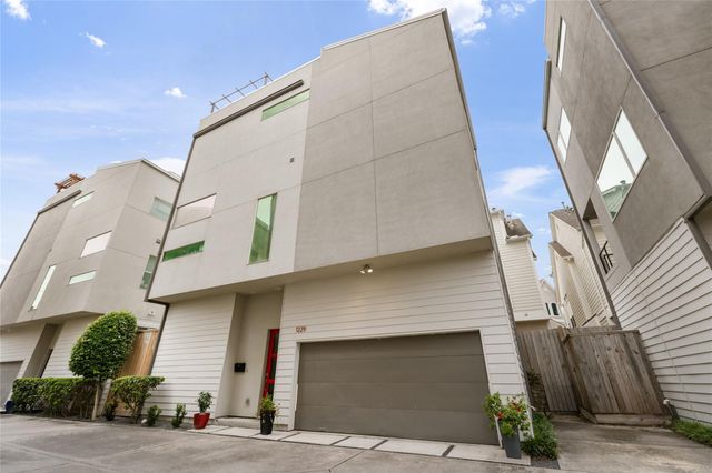 1229 W 17th Street, Houston, TX 77008