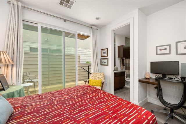 1229 W 17th Street, Houston, TX 77008