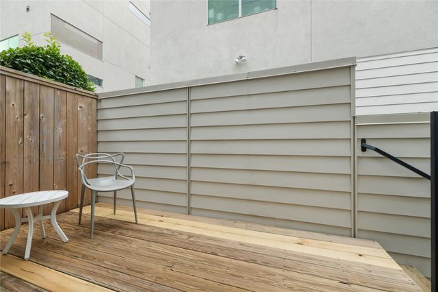 1229 W 17th Street, Houston, TX 77008