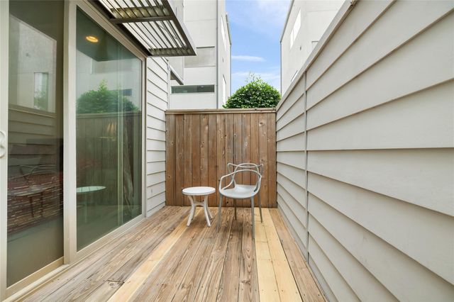 1229 W 17th Street, Houston, TX 77008