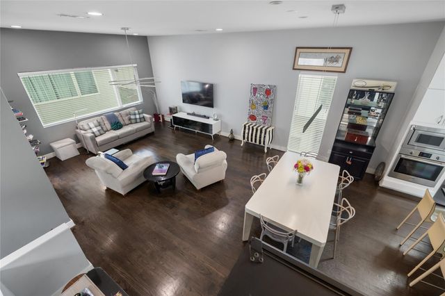 1229 W 17th Street, Houston, TX 77008