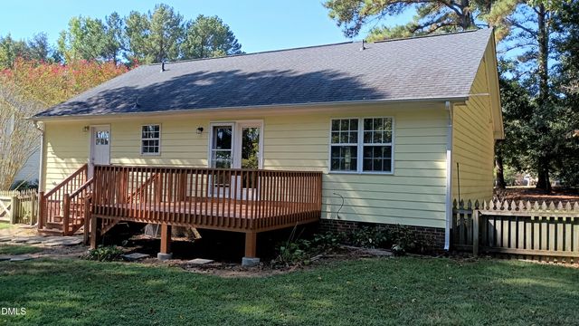 2104 Colorwood Court, Fuquay Varina, NC 27526