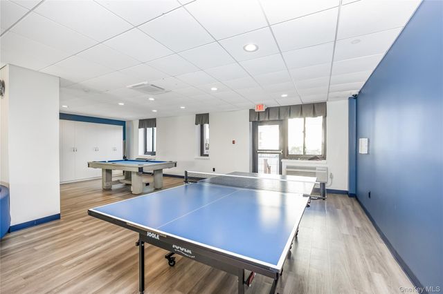 100 W Broadway 2DD, Long Beach, NY 11561
