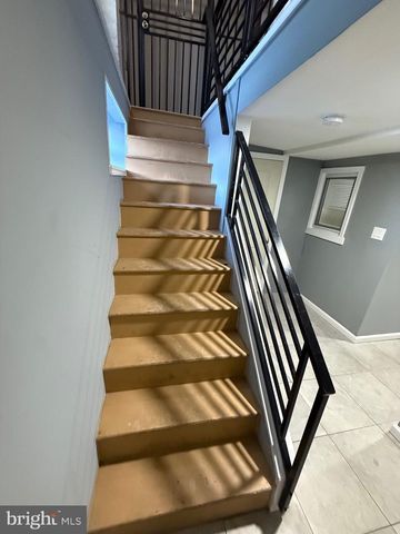 1016 W ERIE AVE, Philadelphia, PA 19140