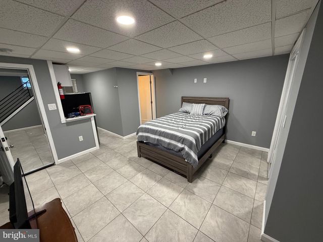 1016 W ERIE AVE, Philadelphia, PA 19140