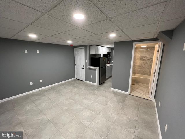 1016 W ERIE AVE, Philadelphia, PA 19140