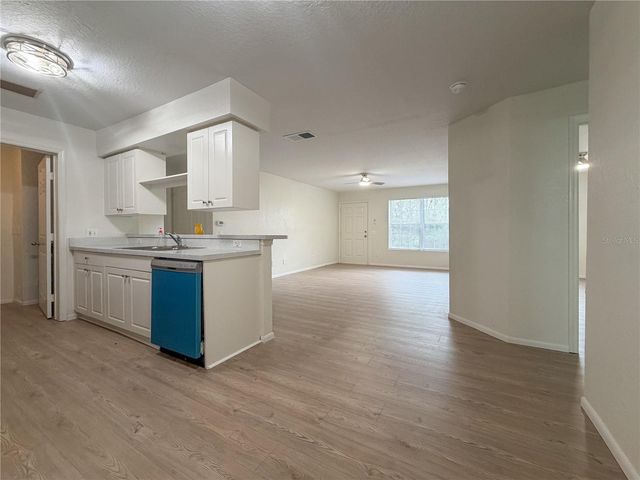 36101 DEER CREEK DRIVE 103, Zephyrhills, FL 33541