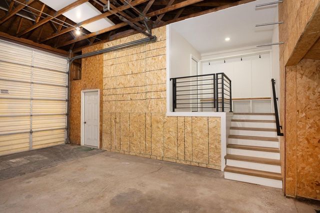 349 Baynton Avenue NE, Grand Rapids, MI 49503