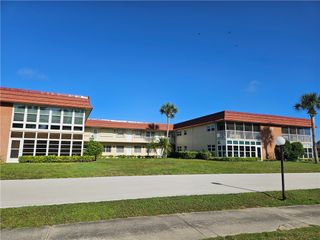 44 Woodland Drive 205, Vero Beach, FL 32962