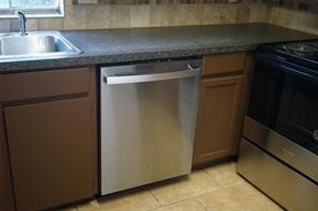 2207 Landmark Court A, Arlington, TX 76013