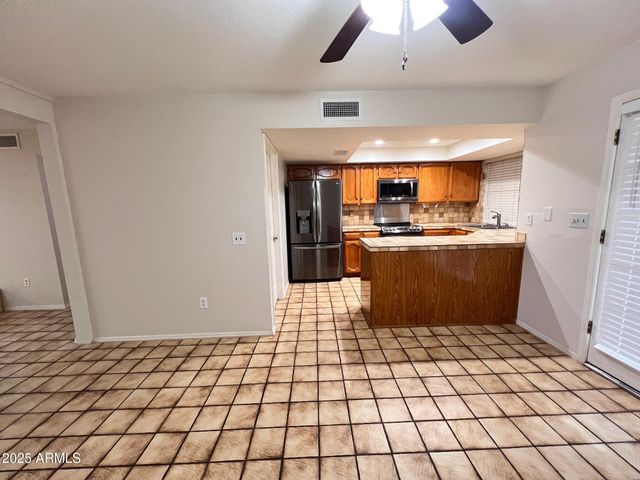 16640 N 29th Drive, Phoenix, AZ 85053