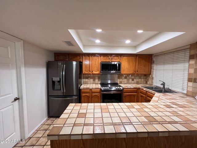 16640 N 29th Drive, Phoenix, AZ 85053