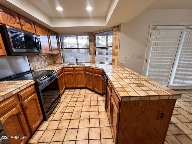 16640 N 29th Drive, Phoenix, AZ 85053