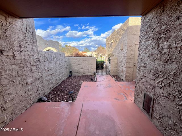 16640 N 29th Drive, Phoenix, AZ 85053