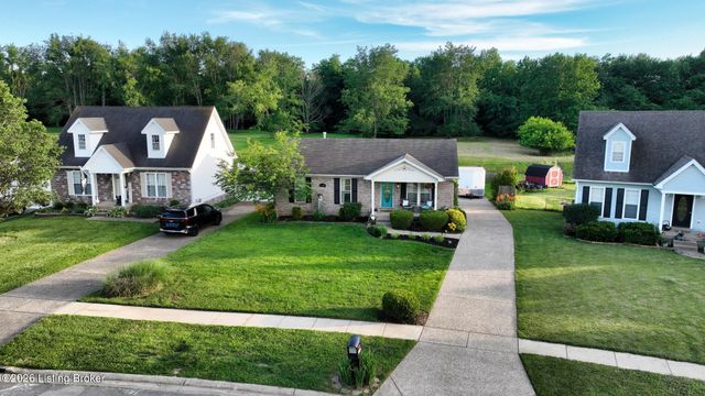 13007 Lavenia Ln, Louisville, KY 40272